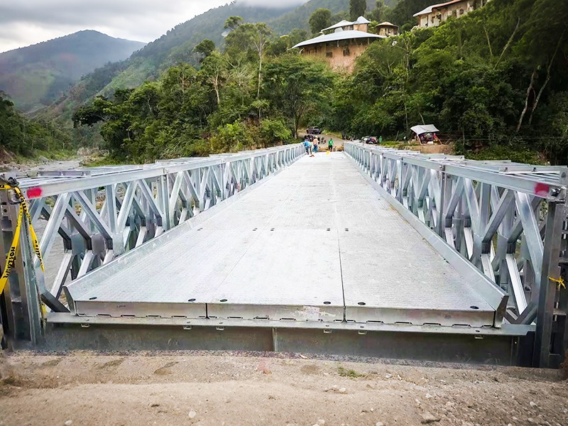 Pont Bailey galvanisé à une seule couche et à deux rangées CB 100 Bailey Bridge